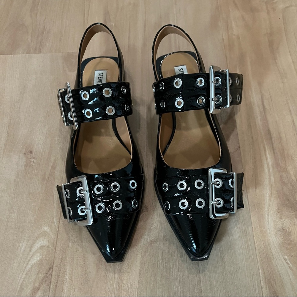 Steve Madden Black Patent Buckle Flats